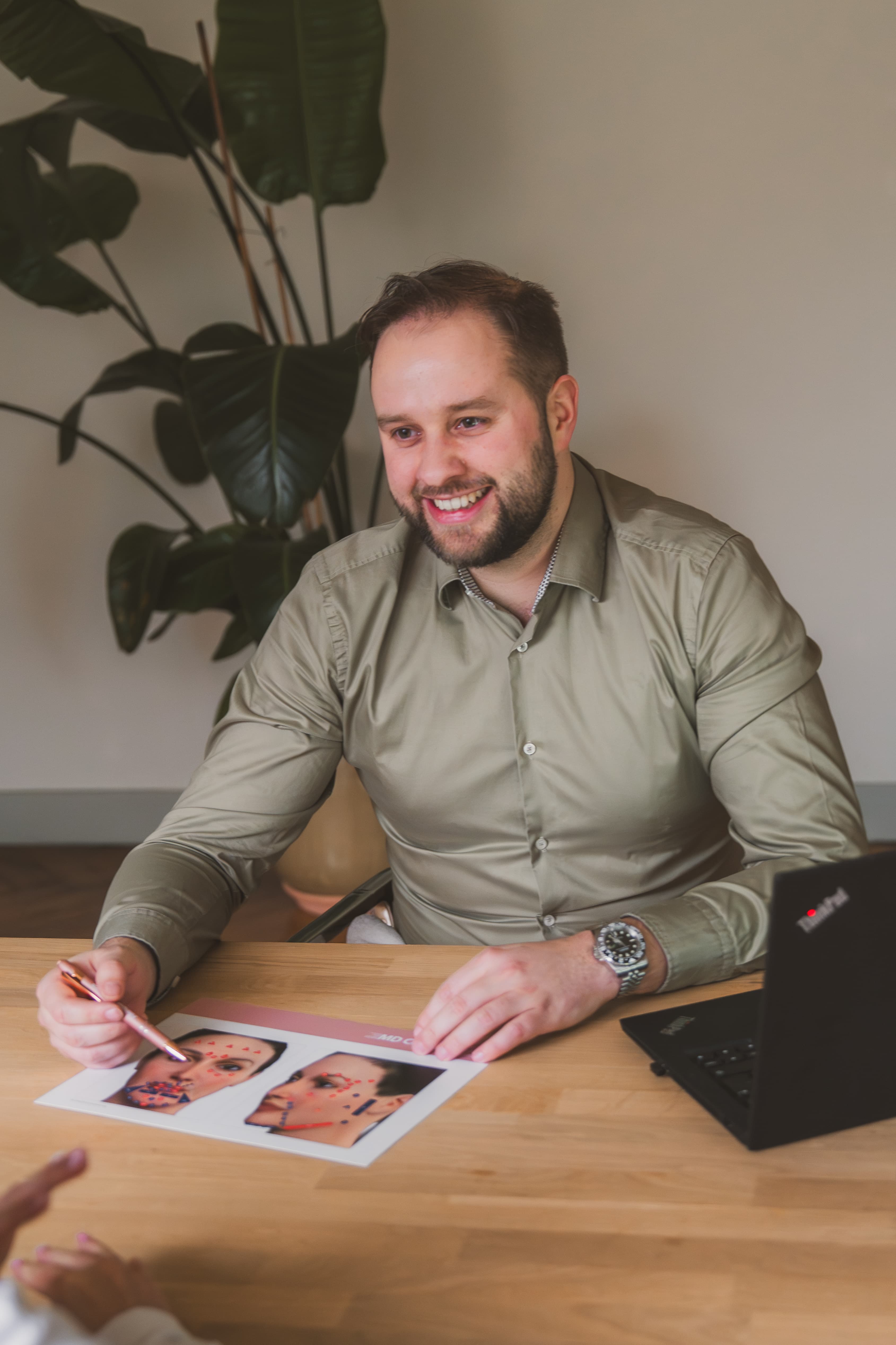 Dr. Louis Vanderstraeten – Amara Cosmetic Clinic